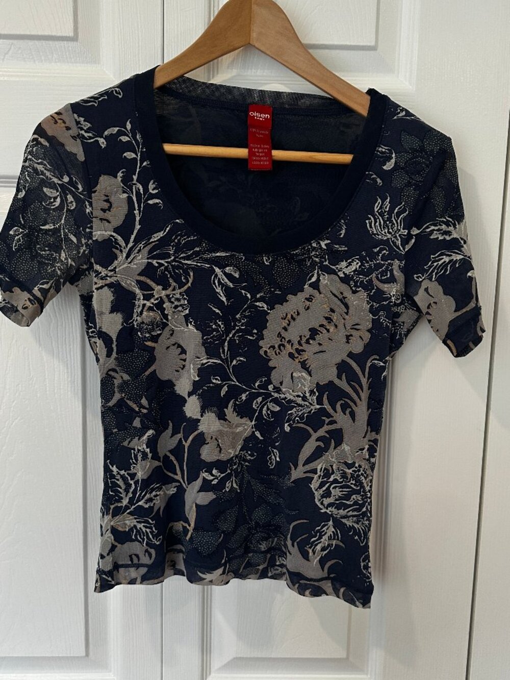 Olsen Europe Navy Floral Sheer Mesh Top Size 2 / Small